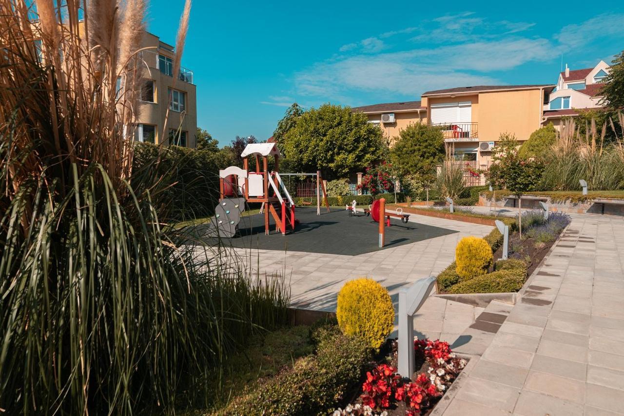 Nobile Apartment - Coral Residence Complex With Parking & Pool Βάρνα Εξωτερικό φωτογραφία